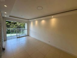 https://img.olx.com.br/thumbs256x256/80/806505043739550.jpg