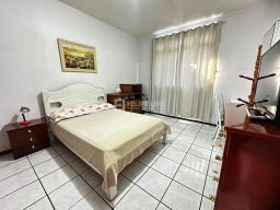 https://img.olx.com.br/thumbs256x256/80/806570408212242.jpg