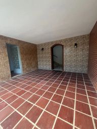 https://img.olx.com.br/thumbs256x256/80/806596751041987.jpg