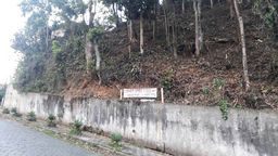Título do anúncio: Terreno copm 1000 m² no Jardim Cascata - Teresópolis - RJ