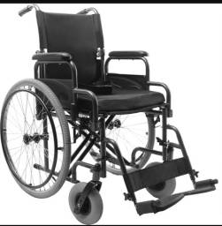 Título do anúncio: Cadeira de rodas nova 