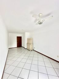 https://img.olx.com.br/thumbs256x256/80/807678438264162.jpg