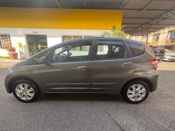 https://img.olx.com.br/thumbs256x256/80/808579648325820.jpg