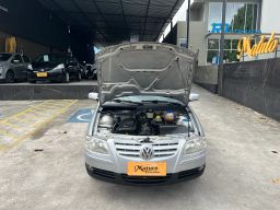 https://img.olx.com.br/thumbs256x256/80/808613676183139.jpg