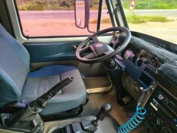 https://img.olx.com.br/thumbs256x256/81/810641529366579.jpg