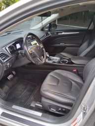 https://img.olx.com.br/thumbs256x256/81/811571454258121.jpg
