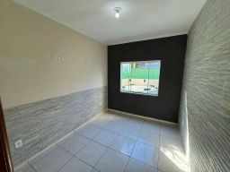 https://img.olx.com.br/thumbs256x256/81/812501642221825.jpg