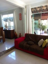 https://img.olx.com.br/thumbs256x256/81/814472340112404.jpg