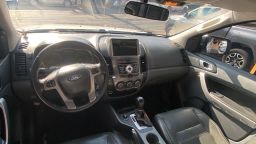 https://img.olx.com.br/thumbs256x256/81/814611190608591.jpg