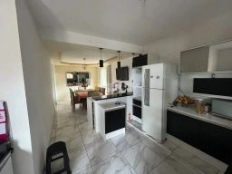 https://img.olx.com.br/thumbs256x256/81/815504757745619.jpg