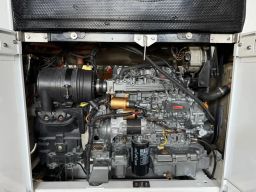 https://img.olx.com.br/thumbs256x256/81/815517404998643.jpg