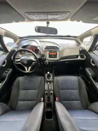 https://img.olx.com.br/thumbs256x256/81/815668040244771.jpg