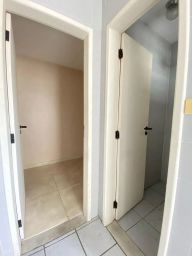 https://img.olx.com.br/thumbs256x256/81/816509524711753.jpg