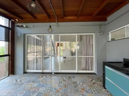 https://img.olx.com.br/thumbs256x256/81/817530643486363.jpg