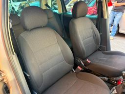 https://img.olx.com.br/thumbs256x256/81/818656197996637.jpg
