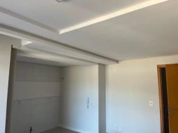 https://img.olx.com.br/thumbs256x256/81/819533161144788.jpg