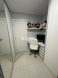 https://img.olx.com.br/thumbs256x256/81/819557525434764.jpg