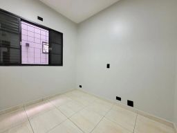 https://img.olx.com.br/thumbs256x256/81/819569764138405.jpg