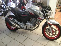 https://img.olx.com.br/thumbs256x256/81/819574156045427.jpg
