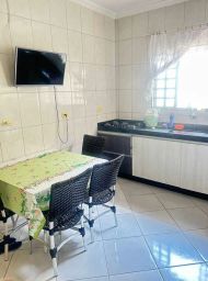 https://img.olx.com.br/thumbs256x256/81/819575640355330.jpg