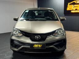 https://img.olx.com.br/thumbs256x256/81/819643433779738.jpg