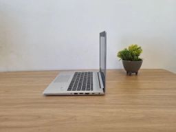 https://img.olx.com.br/thumbs256x256/81/819675553077104.jpg