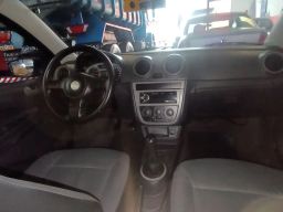 https://img.olx.com.br/thumbs256x256/81/819699315159351.jpg