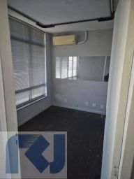 https://img.olx.com.br/thumbs256x256/82/820643441213308.jpg