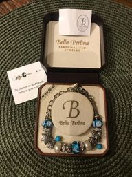 Título do anúncio: Belíssima pulseira Bella Perlina