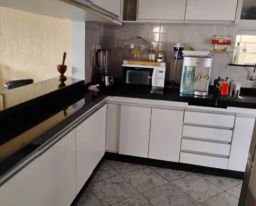 https://img.olx.com.br/thumbs256x256/82/821520264450324.jpg