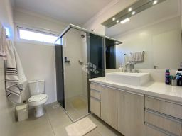 https://img.olx.com.br/thumbs256x256/82/821585166601536.jpg