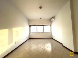 https://img.olx.com.br/thumbs256x256/82/821587529131754.jpg