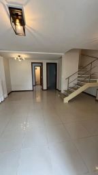 https://img.olx.com.br/thumbs256x256/82/821645094495131.jpg