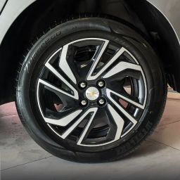 https://img.olx.com.br/thumbs256x256/82/821674778031933.jpg