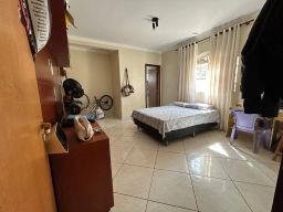https://img.olx.com.br/thumbs256x256/82/822569760260399.jpg