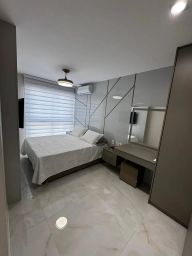 https://img.olx.com.br/thumbs256x256/82/822586640619251.jpg