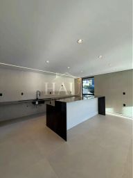 https://img.olx.com.br/thumbs256x256/82/822686565843940.jpg
