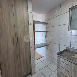 https://img.olx.com.br/thumbs256x256/82/823535047834198.jpg