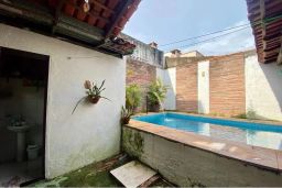 https://img.olx.com.br/thumbs256x256/82/823564766481594.jpg