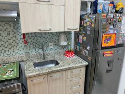 https://img.olx.com.br/thumbs256x256/82/823585169456998.jpg