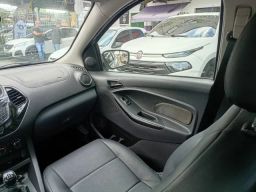 https://img.olx.com.br/thumbs256x256/82/823699438958644.jpg