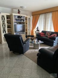 https://img.olx.com.br/thumbs256x256/82/824508762527681.jpg
