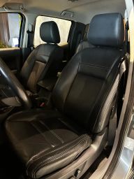 https://img.olx.com.br/thumbs256x256/82/824585398656917.jpg