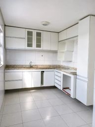 https://img.olx.com.br/thumbs256x256/82/824626194371116.jpg