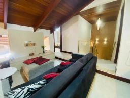 https://img.olx.com.br/thumbs256x256/82/826535017898537.jpg