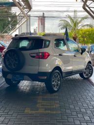 https://img.olx.com.br/thumbs256x256/82/826648309968961.jpg