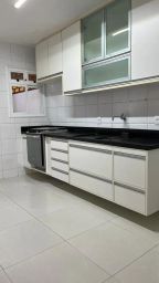 https://img.olx.com.br/thumbs256x256/82/826676211928222.jpg