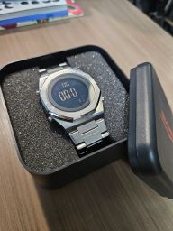 https://img.olx.com.br/thumbs256x256/82/826676770748625.jpg