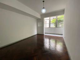 https://img.olx.com.br/thumbs256x256/82/827490084362510.jpg