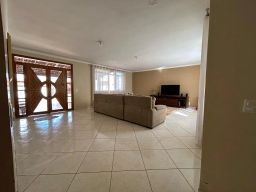 https://img.olx.com.br/thumbs256x256/82/827572168385652.jpg